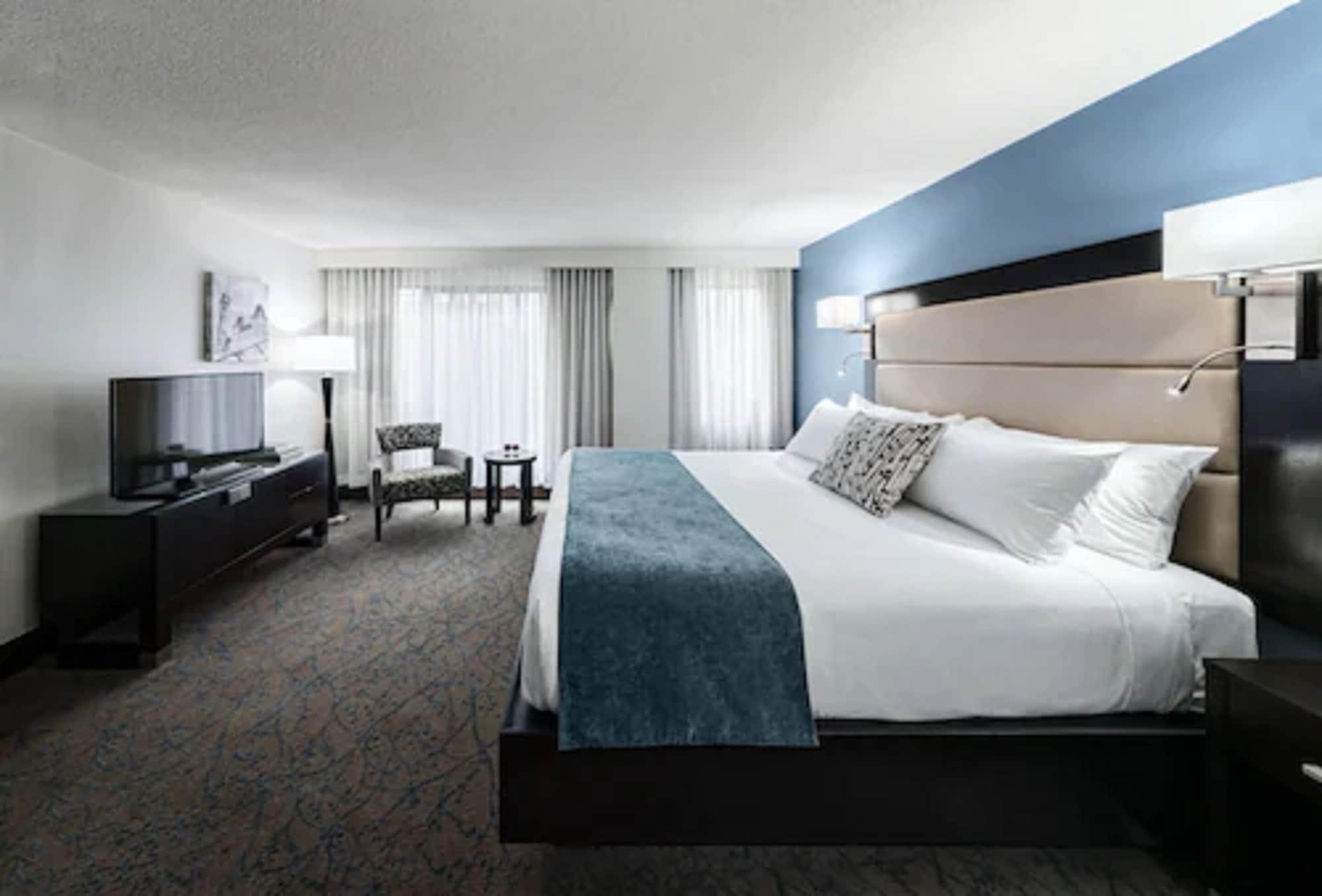 Ottawa Embassy Hotel & Suites Exterior foto